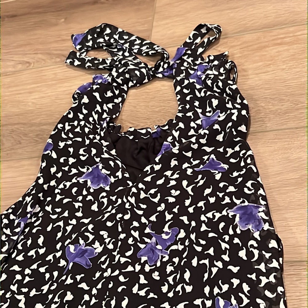 NWT BCBG Generation Relax Halter Neck Tie Chiffon Mini Fallen Petal Large - Picture 13 of 16